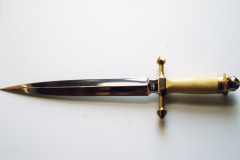 DaggerHighRes34